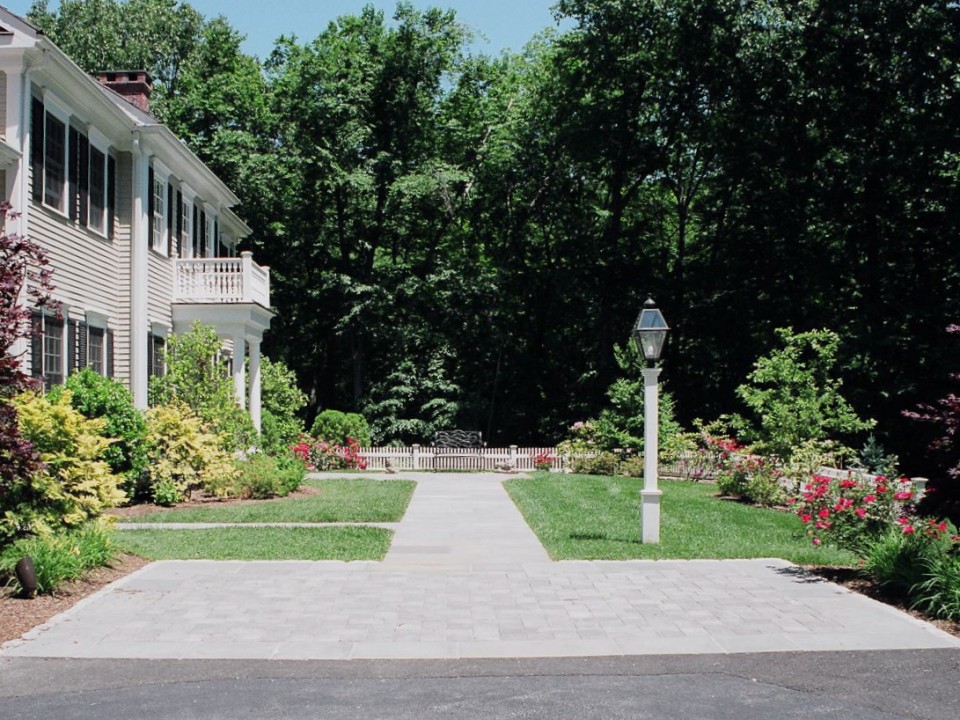 Paverstone and bluestone walkway