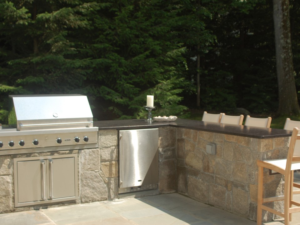 Grill Area with built in refigerator